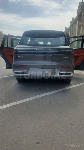 Geely Galaxy M9-16