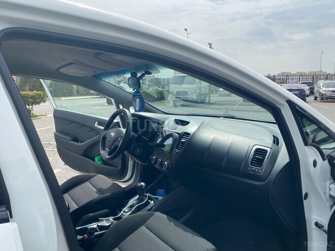 Kia Forte-3