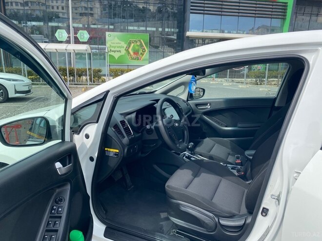 Kia Forte-2
