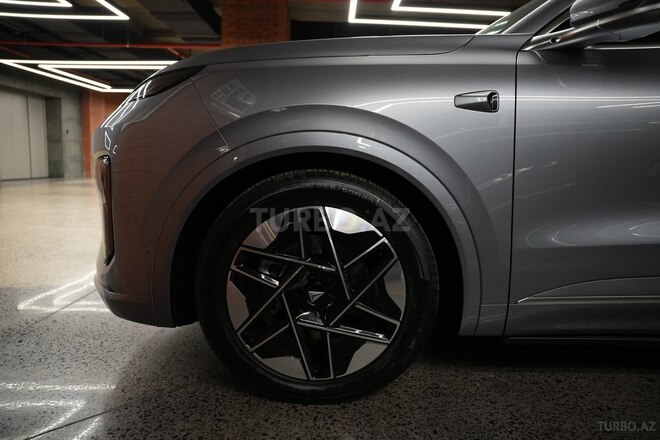 Changan Deepal S09-4