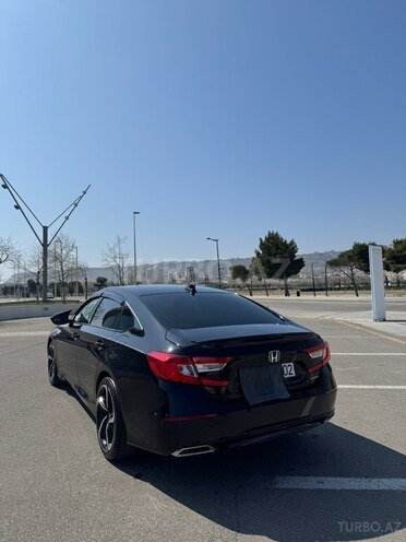 Honda Accord-11