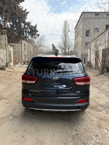 Kia Sorento-4