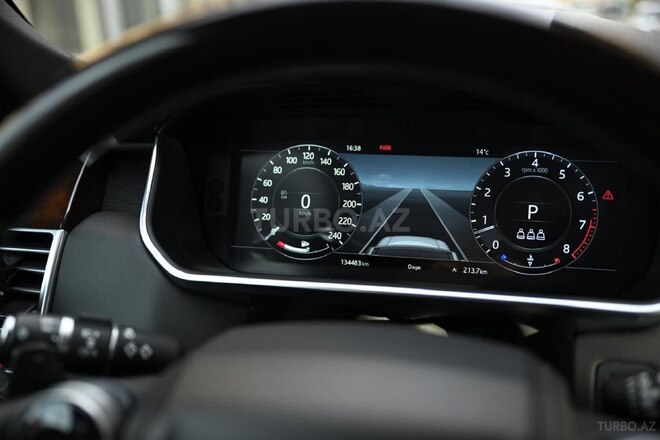 Land Rover Range Rover-13