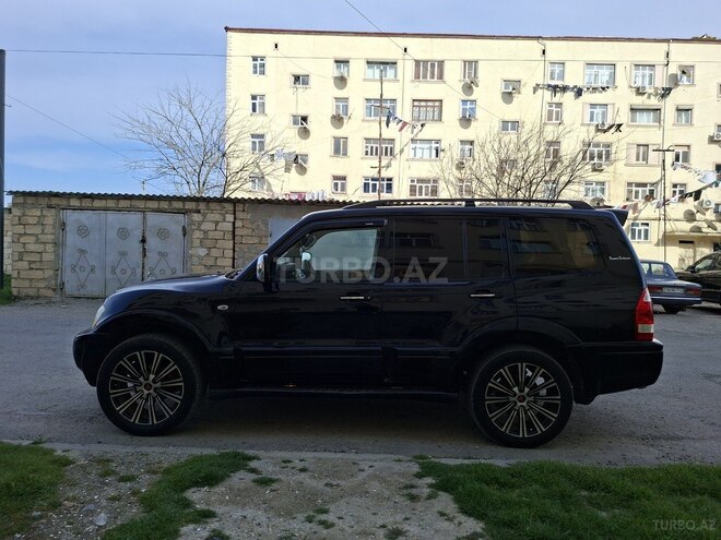 Mitsubishi Pajero-3