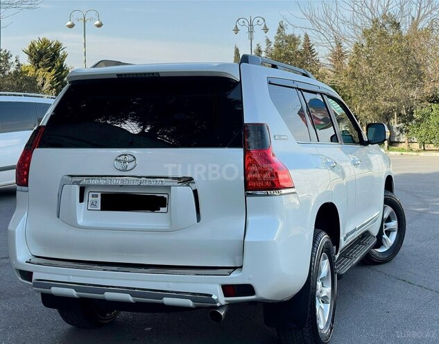 Toyota Land Cruiser Prado-6