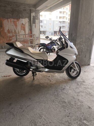 Honda FJS 600-3