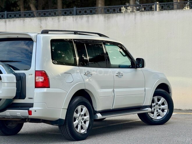 Mitsubishi Pajero 2011, 225,314 km - 3.5 l - Bakı