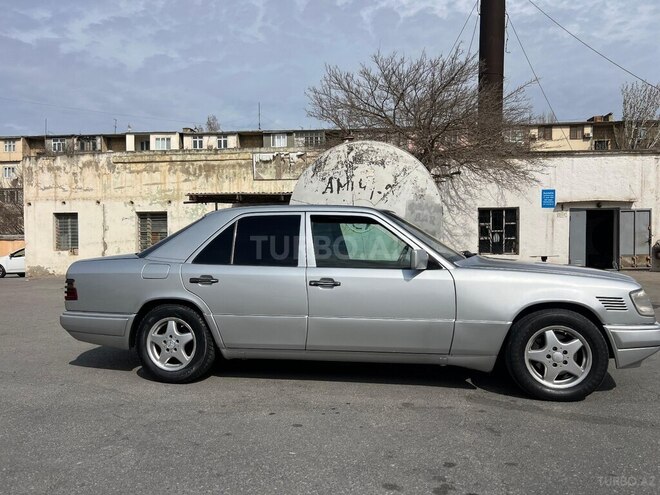 Mercedes 250 D 1995, 445,000 km - 2.5 l - Bakı