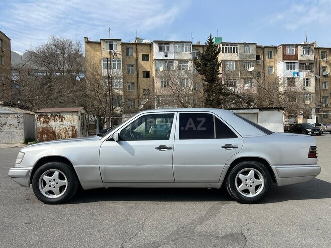 Mercedes 250 D 1995, 445,000 km - 2.5 l - Bakı