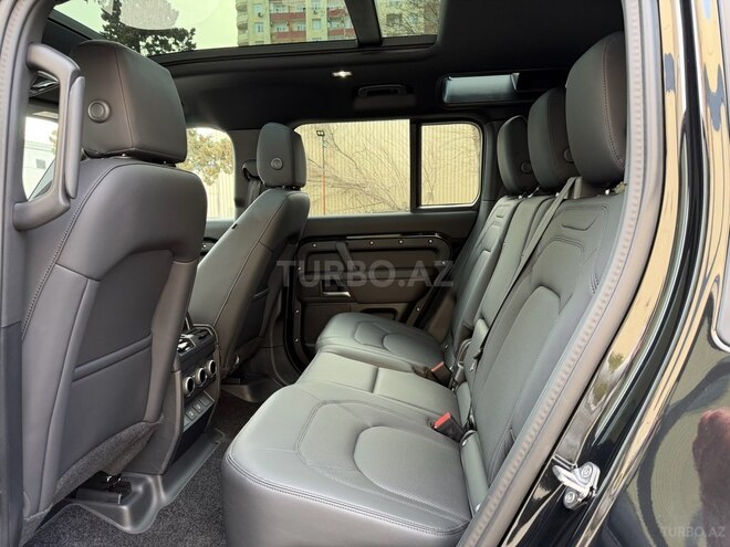 Land Rover Defender-13