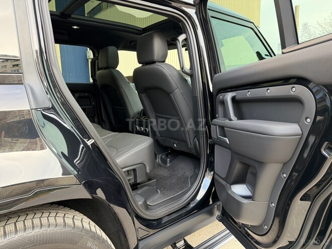 Land Rover Defender-16