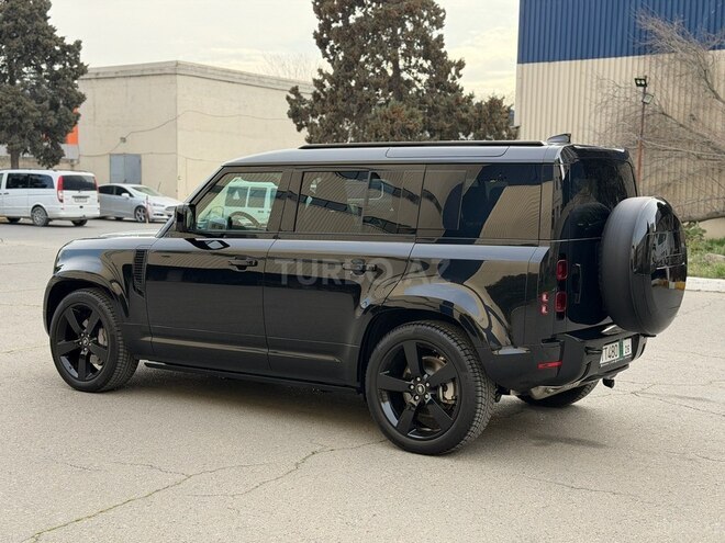 Land Rover Defender-3