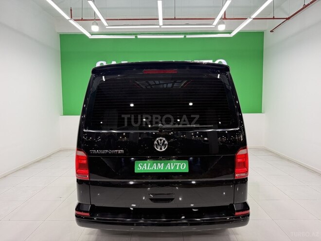 Volkswagen Transporter-5