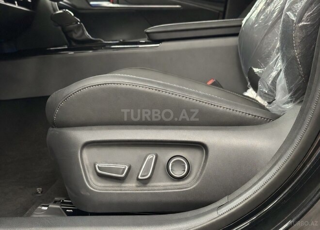 Toyota Camry-18