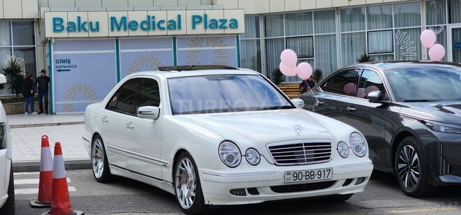 Mercedes E 320 2000, 344,270 km - 3.2 l - Bakı