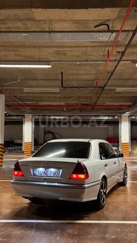 Mercedes C 240 2000, 400,000 km - 2.4 l - Bakı