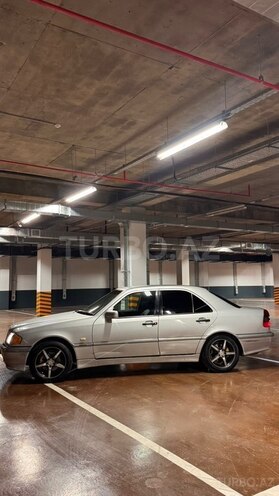 Mercedes C 240 2000, 400,000 km - 2.4 l - Bakı