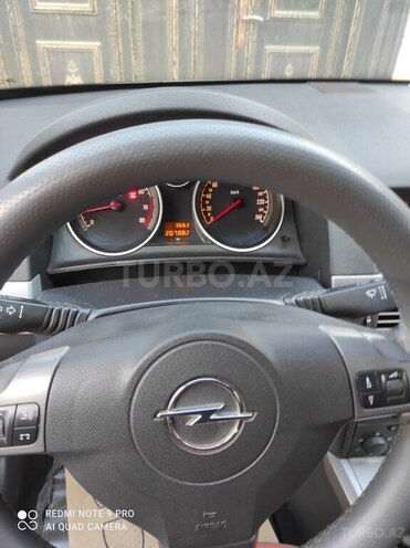 Opel Astra-12