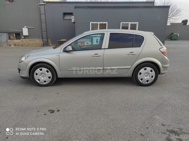 Opel Astra-2