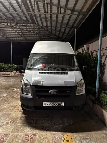 Ford Transit-1