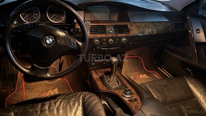 BMW 525 2004, 275,000 km - 2.5 l - Bakı