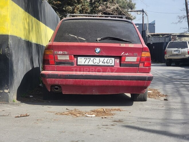 BMW 520-3