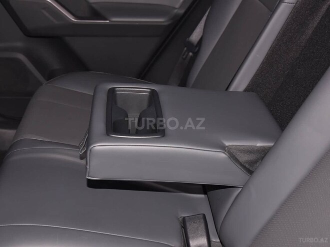 Toyota RAV4-24
