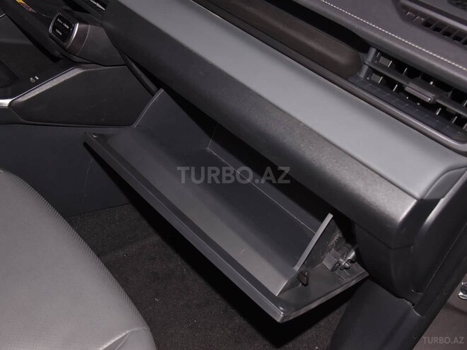 Toyota RAV4-14