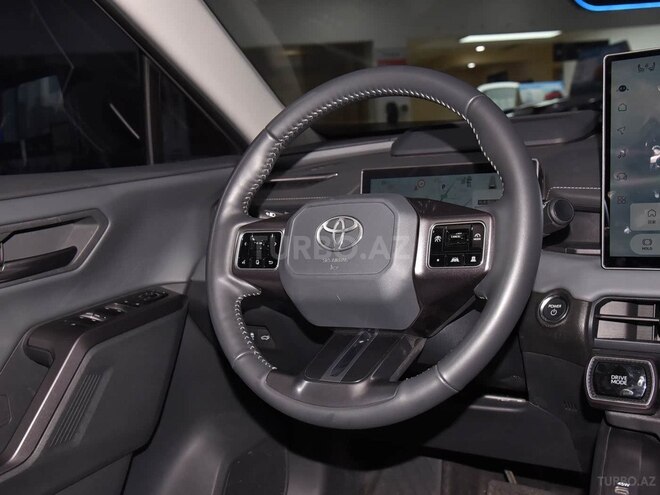 Toyota RAV4-7