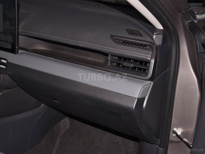 Toyota RAV4-13