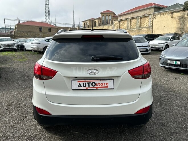 Hyundai ix35-5