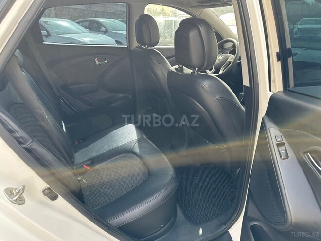Hyundai ix35-10
