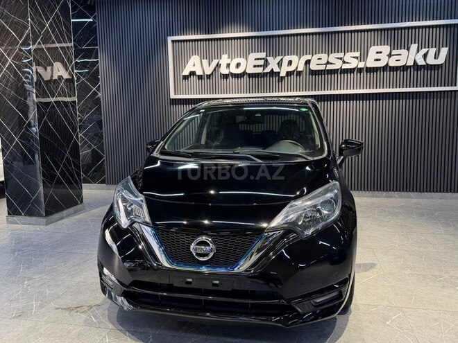Nissan Note-2