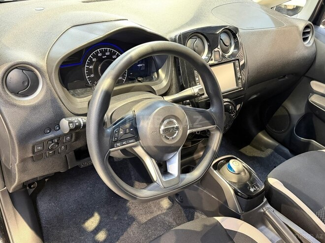 Nissan Note-15