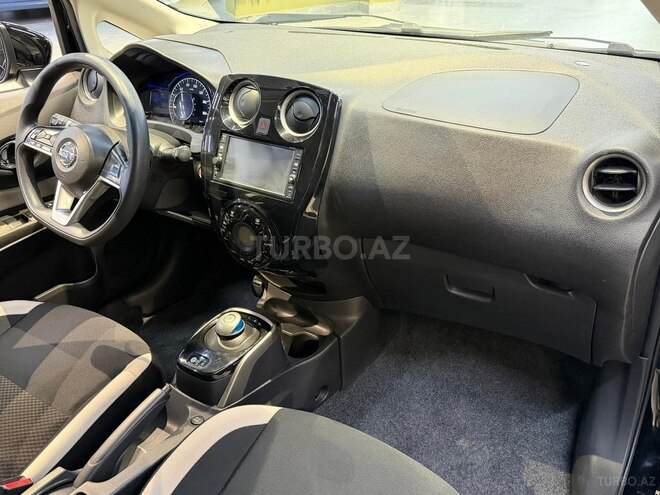 Nissan Note-10
