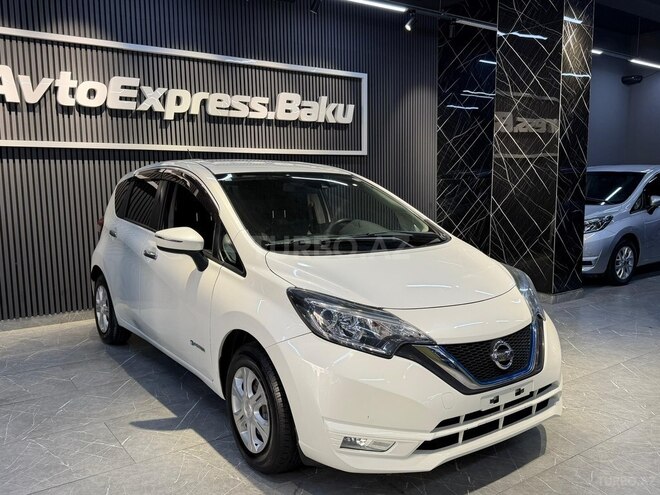 Nissan Note-2