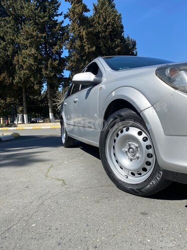 Opel Astra-12
