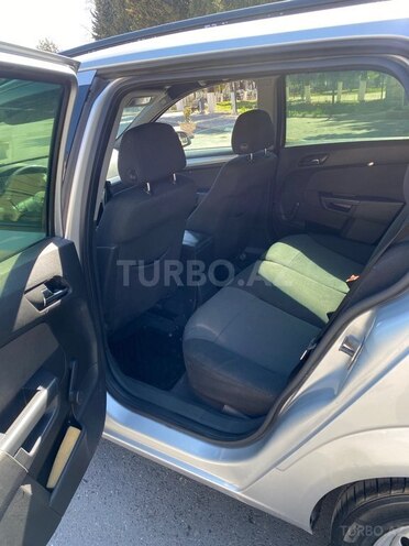 Opel Astra-15
