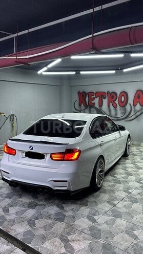 BMW 320d-5