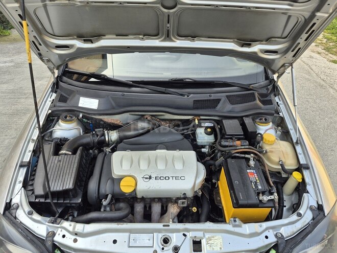 Opel Astra-7
