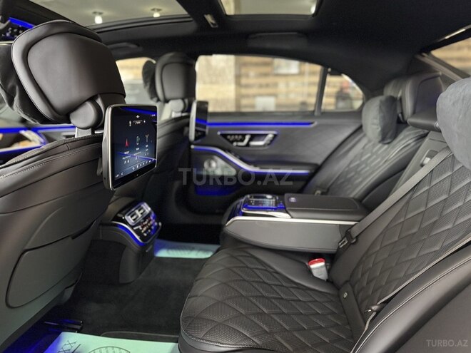 Mercedes S 500 4MATIC-14