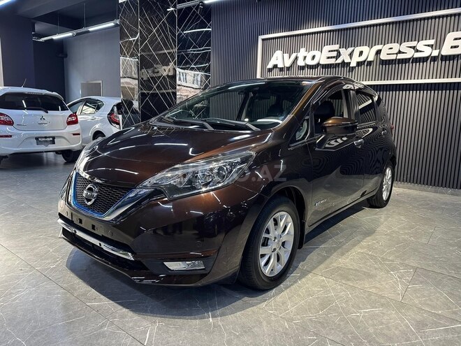 Nissan Note-3