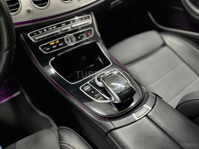 Mercedes E 220 d-18