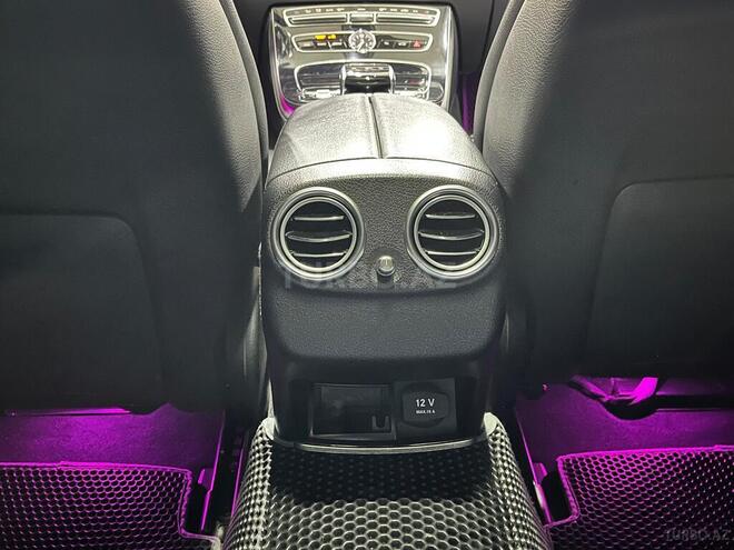 Mercedes E 220 d-30