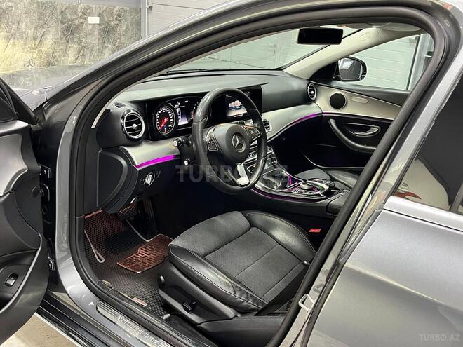 Mercedes E 220 d-15