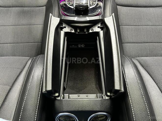 Mercedes E 220 d-16