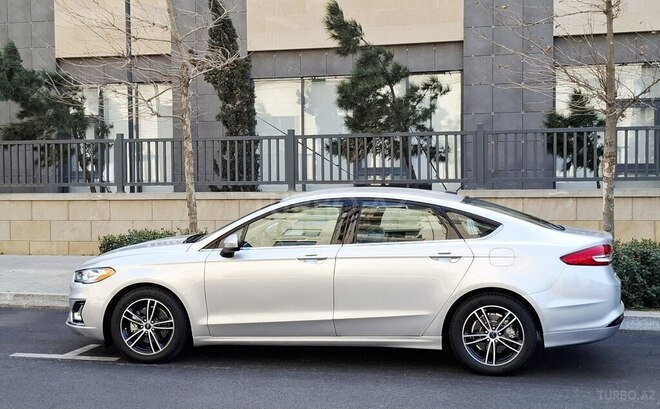 Ford Fusion (North America)-5