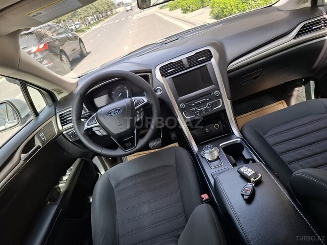 Ford Fusion (North America)-17