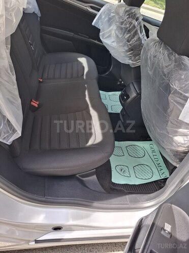 Ford Fusion (North America)-18