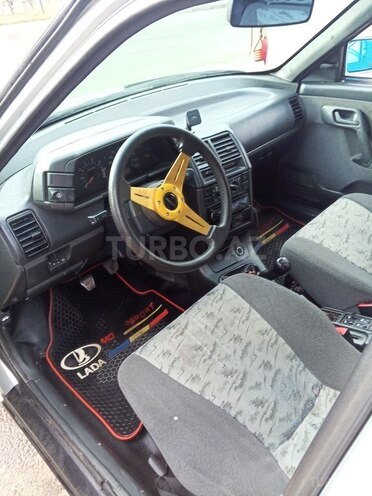 LADA (VAZ) 2112-6